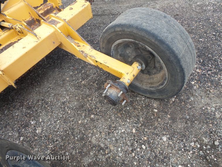 image for item FM9673 Alamo FLN15 batwing rotary mower