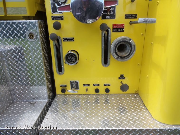 image for item FM9675 1985 Ford 9000 pumper / tanker fire truck