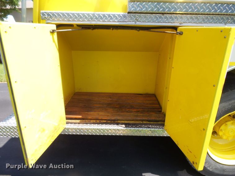 image for item FM9675 1985 Ford 9000 pumper / tanker fire truck