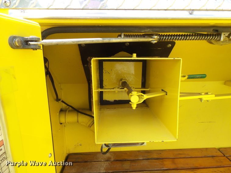 image for item FM9675 1985 Ford 9000 pumper / tanker fire truck