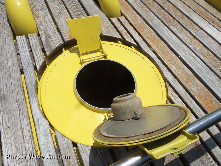 image for item FM9675 1985 Ford 9000 pumper / tanker fire truck