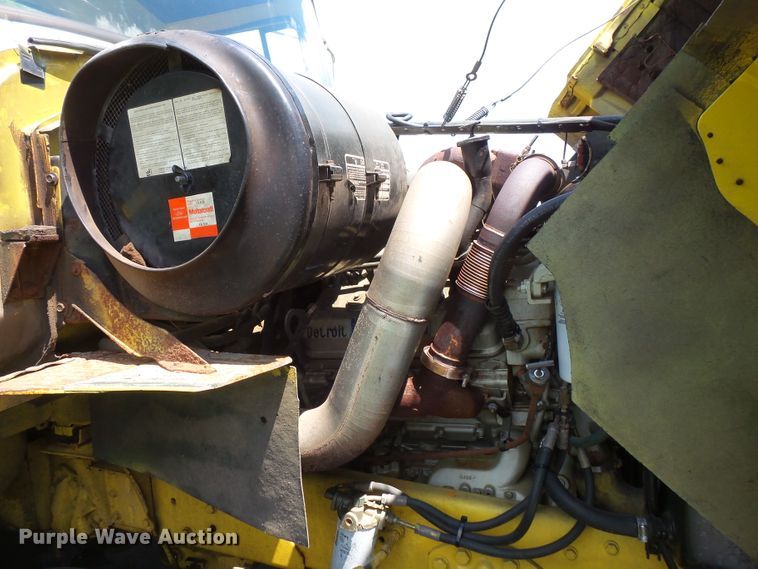 image for item FM9675 1985 Ford 9000 pumper / tanker fire truck