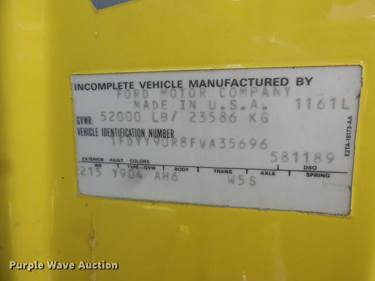 image for item FM9675 1985 Ford 9000 pumper / tanker fire truck