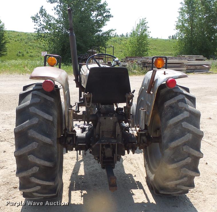 image for item FM9684 White Field Boss tractor