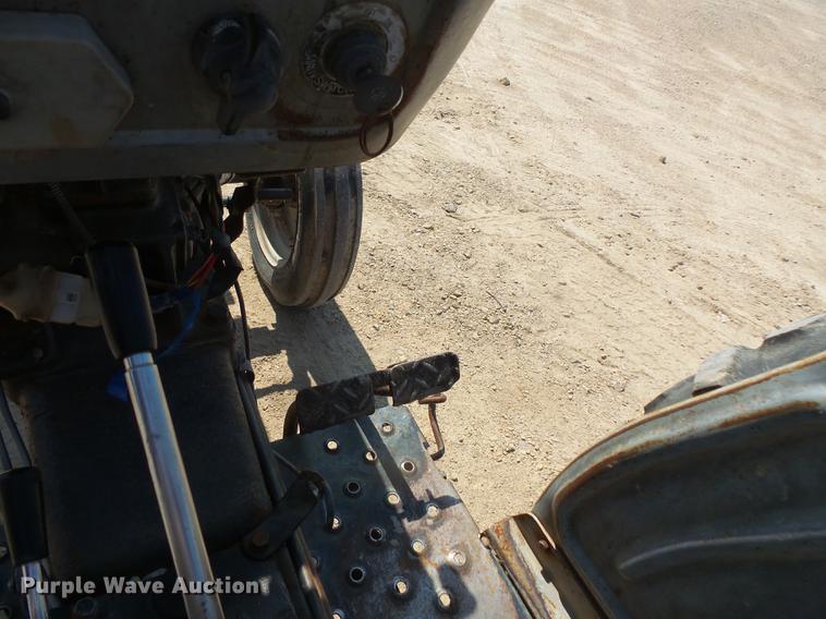 image for item FM9684 White Field Boss tractor