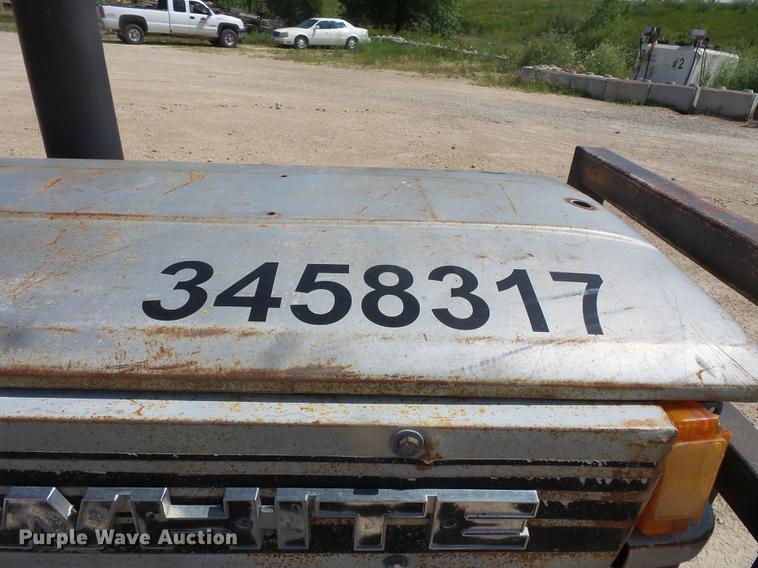 image for item FM9684 White Field Boss tractor