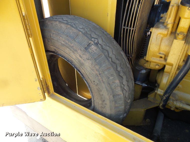 image for item FM9743 Caterpillar generator