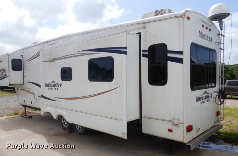 image for item FT9288 2012 Keystone Mountaineer camper