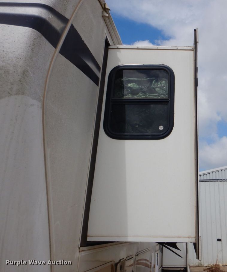 image for item FT9288 2012 Keystone Mountaineer camper