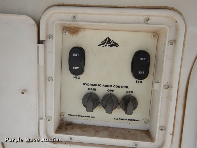 image for item FT9288 2012 Keystone Mountaineer camper