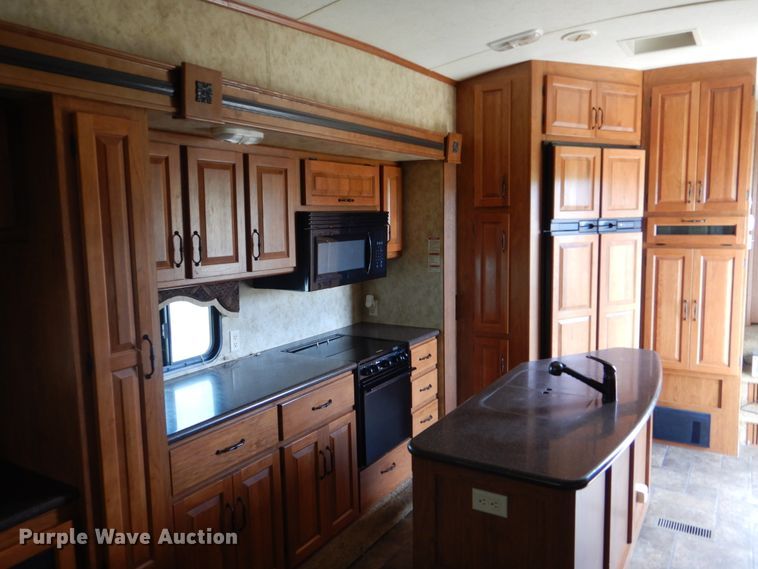 image for item FT9288 2012 Keystone Mountaineer camper