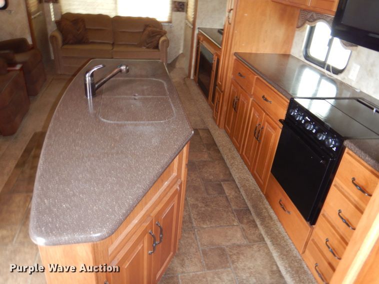 image for item FT9288 2012 Keystone Mountaineer camper