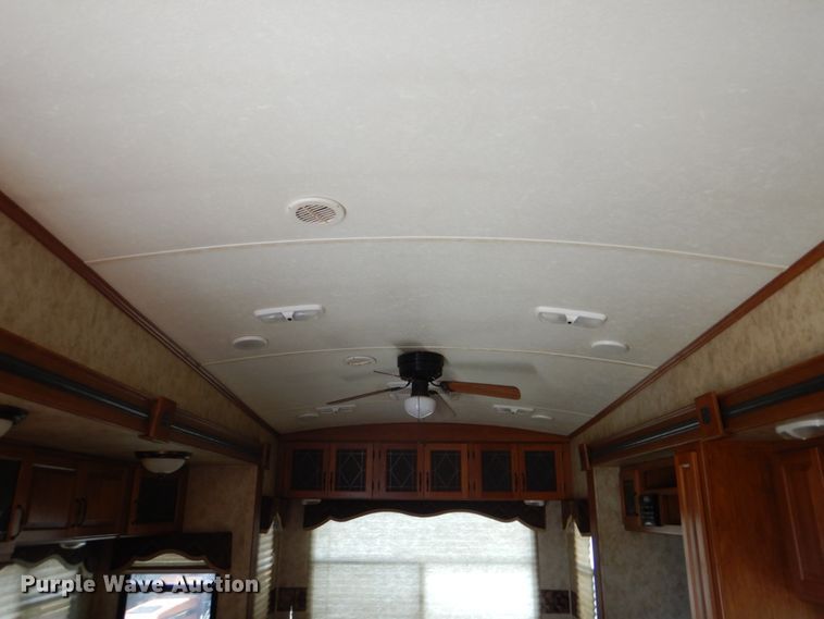 image for item FT9288 2012 Keystone Mountaineer camper