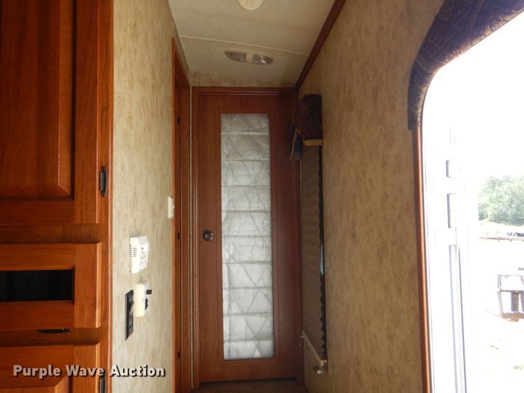 image for item FT9288 2012 Keystone Mountaineer camper