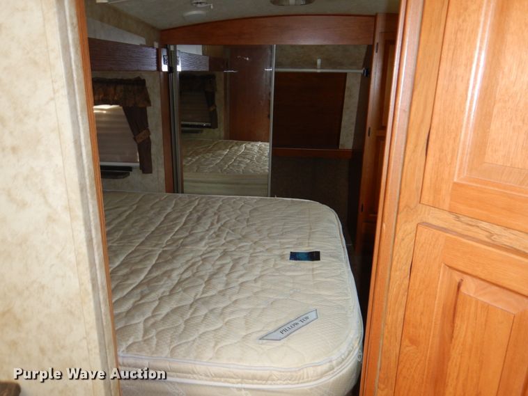 image for item FT9288 2012 Keystone Mountaineer camper