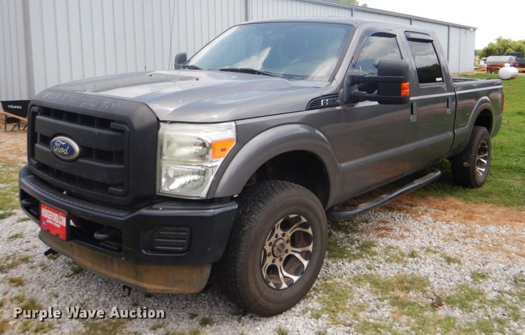 image for item FT9299 2011 Ford F250 Super Duty Crew Cab pickup truck