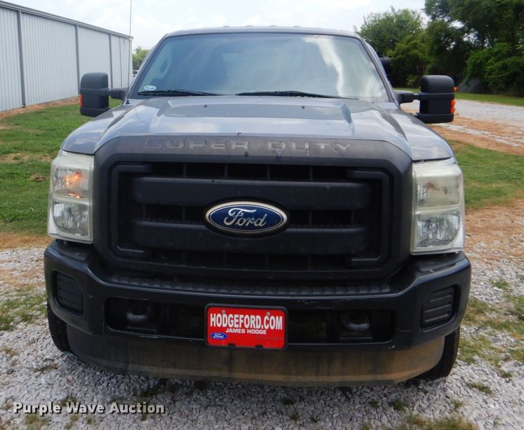image for item FT9299 2011 Ford F250 Super Duty Crew Cab pickup truck