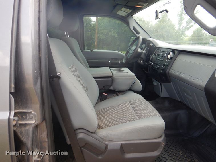 image for item FT9299 2011 Ford F250 Super Duty Crew Cab pickup truck