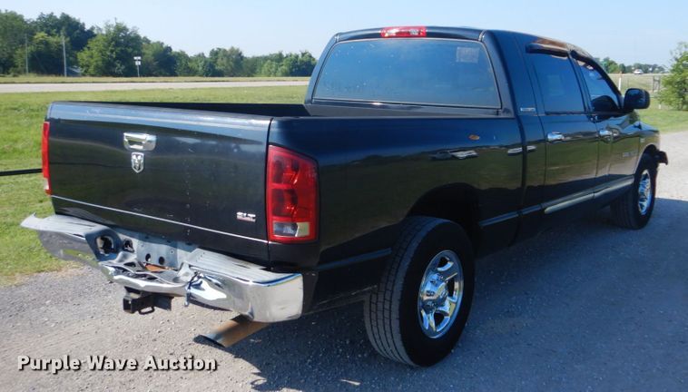 image for item FT9395 2006 Dodge Ram 1500 Mega Cab pickup truck