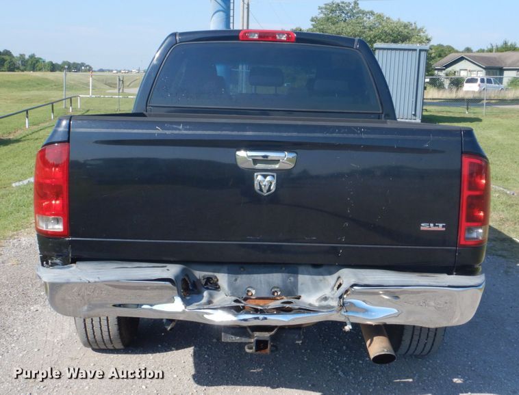 image for item FT9395 2006 Dodge Ram 1500 Mega Cab pickup truck