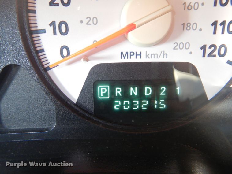 image for item FT9395 2006 Dodge Ram 1500 Mega Cab pickup truck