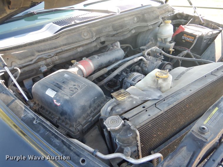 image for item FT9395 2006 Dodge Ram 1500 Mega Cab pickup truck