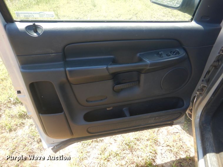 image for item FT9396 2003 Dodge Ram 2500 pickup truck