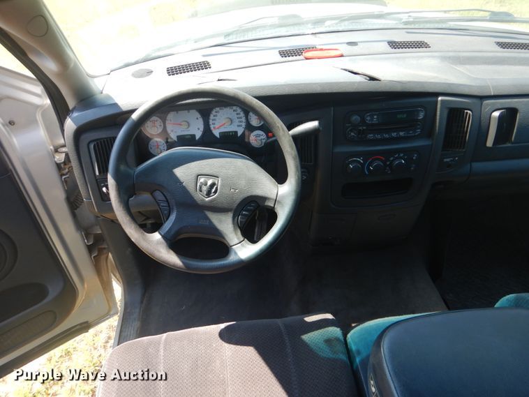 image for item FT9396 2003 Dodge Ram 2500 pickup truck