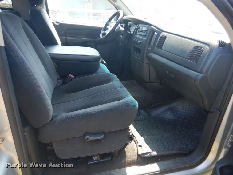 image for item FT9396 2003 Dodge Ram 2500 pickup truck