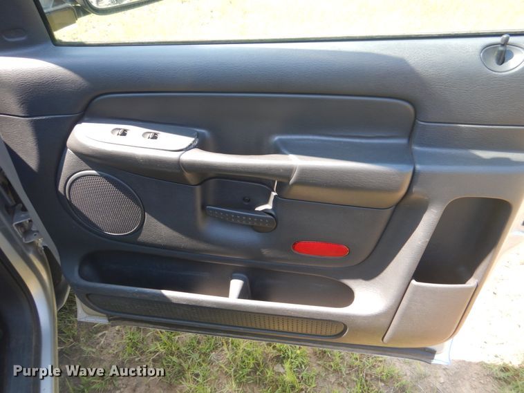 image for item FT9396 2003 Dodge Ram 2500 pickup truck