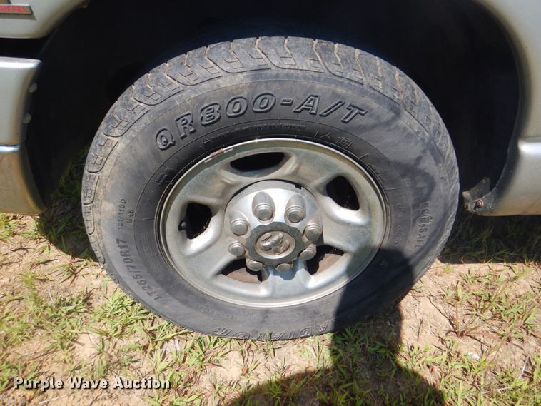 image for item FT9396 2003 Dodge Ram 2500 pickup truck