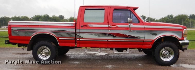 image for item FT9420 1997 Ford F250 Crew Cab pickup truck