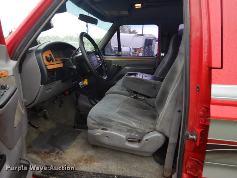 image for item FT9420 1997 Ford F250 Crew Cab pickup truck