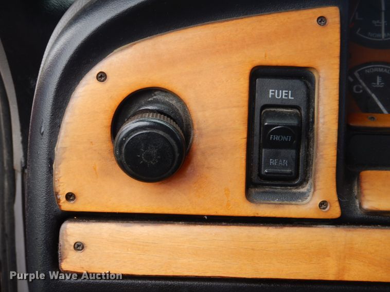 image for item FT9420 1997 Ford F250 Crew Cab pickup truck