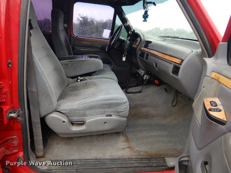 image for item FT9420 1997 Ford F250 Crew Cab pickup truck