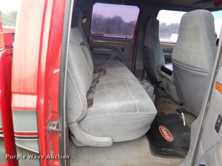 image for item FT9420 1997 Ford F250 Crew Cab pickup truck