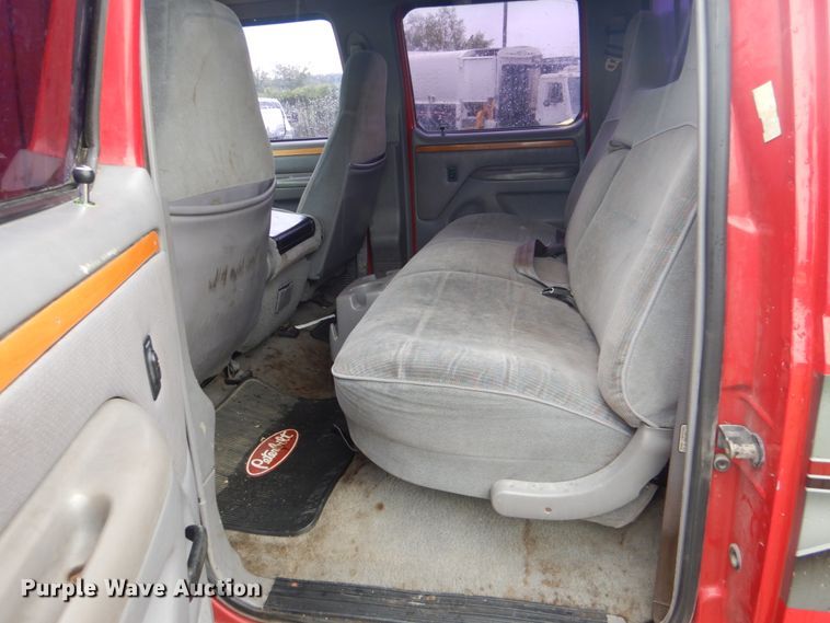 image for item FT9420 1997 Ford F250 Crew Cab pickup truck