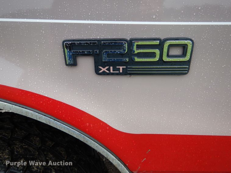 image for item FT9420 1997 Ford F250 Crew Cab pickup truck