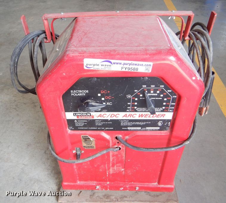 image for item FY9588 Lincoln 225/125 AC/DC welder