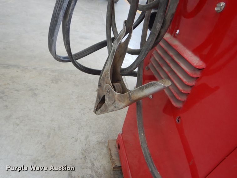 image for item FY9588 Lincoln 225/125 AC/DC welder