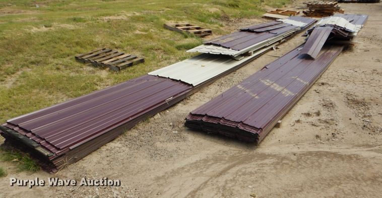 image for item FY9592 Approximately 8,912 sq.ft. roofing metal