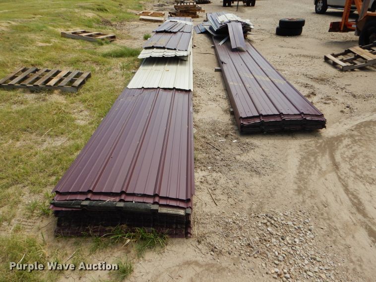image for item FY9592 Approximately 8,912 sq.ft. roofing metal