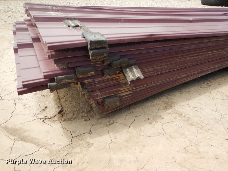 image for item FY9592 Approximately 8,912 sq.ft. roofing metal