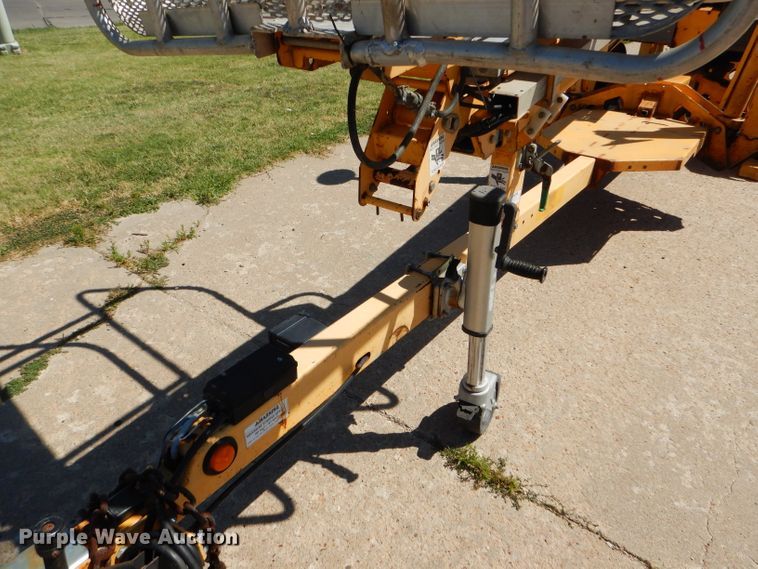 image for item GH9529 2006 Biljax 3632T boom lift