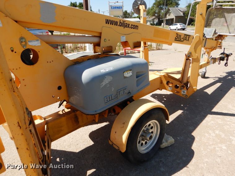 image for item GH9529 2006 Biljax 3632T boom lift