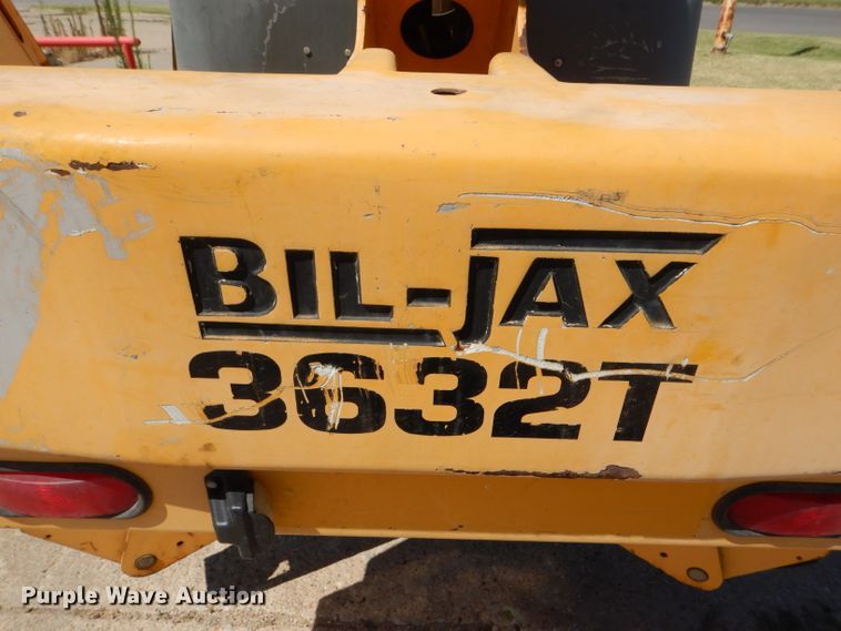 image for item GH9529 2006 Biljax 3632T boom lift