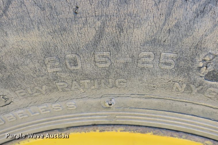 image for item DB10230 2006 Komatsu WA250-5L wheel loader