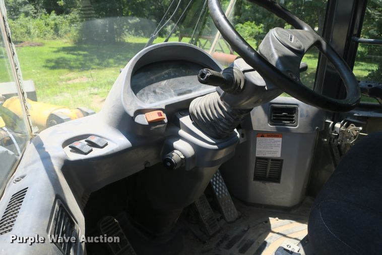 image for item DB10230 2006 Komatsu WA250-5L wheel loader