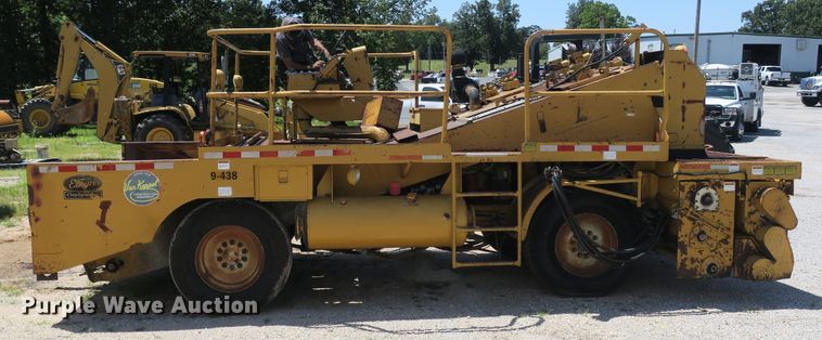 image for item DB10233 Etnyre chip spreader