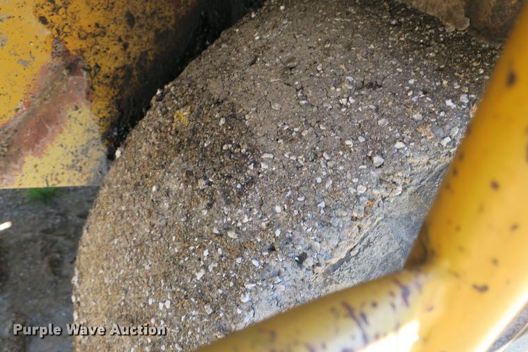 image for item DB10233 Etnyre chip spreader